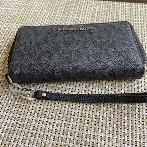 Black New without tags MK wristlet